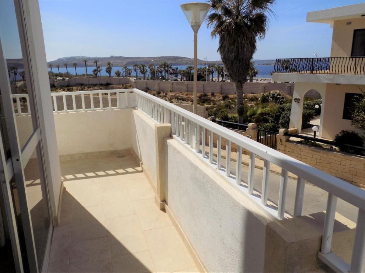 Sunshine Holiday Apartment 8 With Spectacular Seaviews خليج سانت بول المظهر الخارجي الصورة