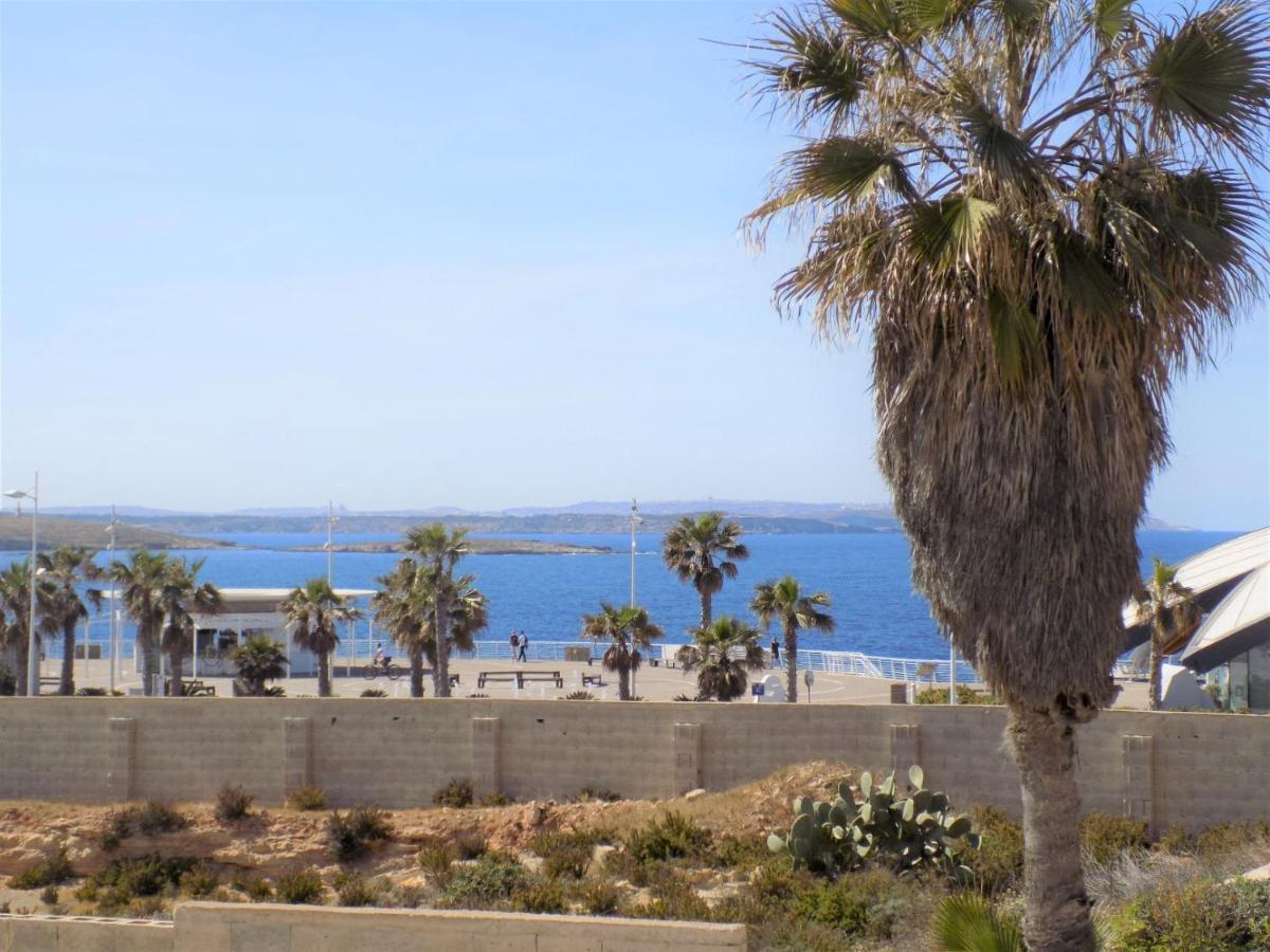 Sunshine Holiday Apartment 8 With Spectacular Seaviews خليج سانت بول المظهر الخارجي الصورة