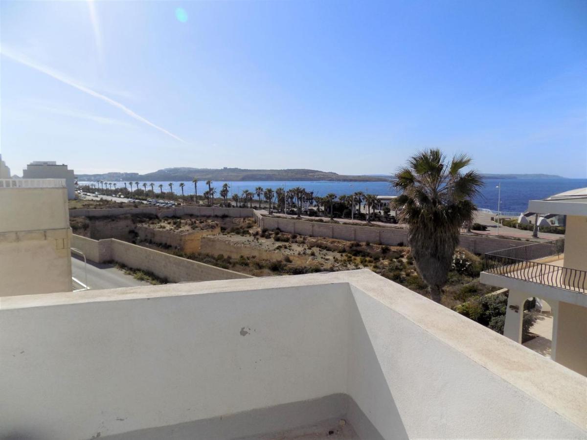Sunshine Holiday Apartment 8 With Spectacular Seaviews خليج سانت بول المظهر الخارجي الصورة