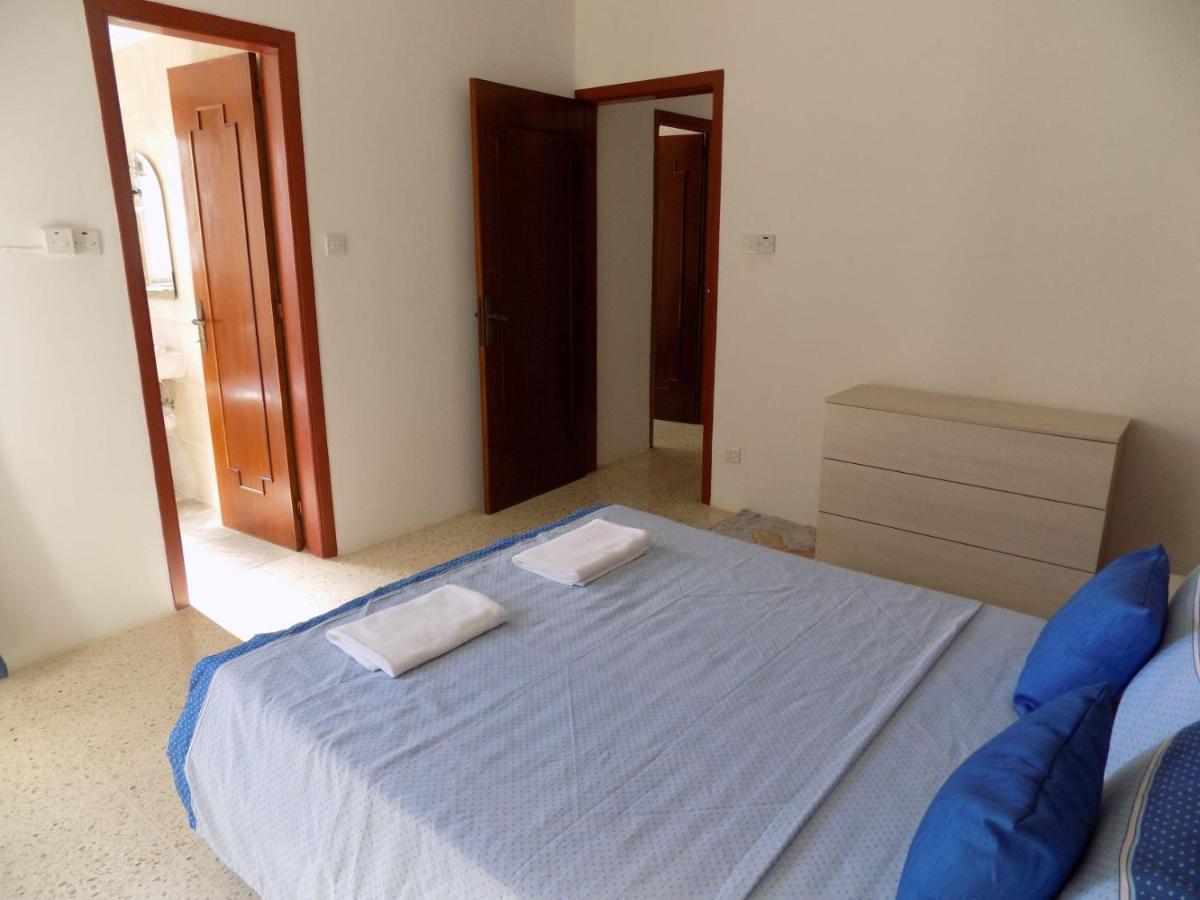 Sunshine Holiday Apartment 8 With Spectacular Seaviews خليج سانت بول المظهر الخارجي الصورة