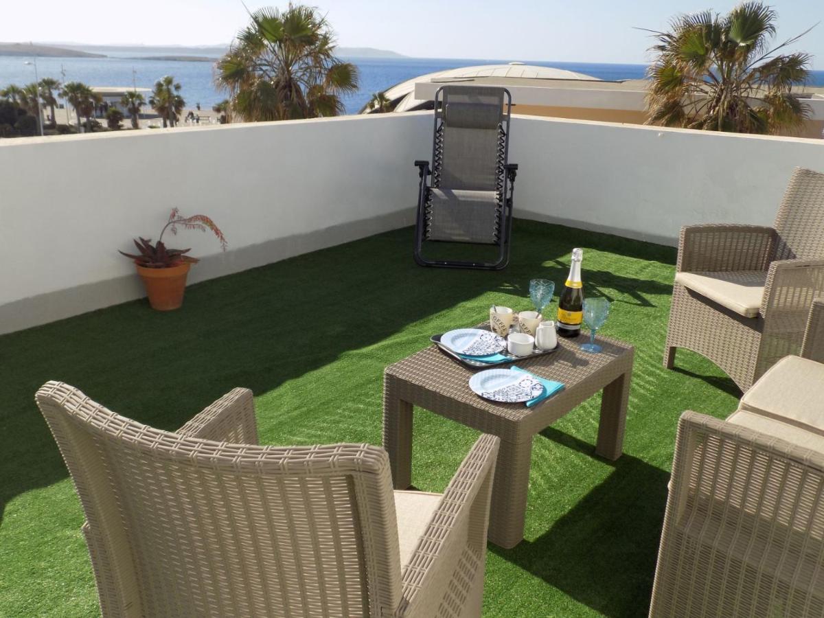 Sunshine Holiday Apartment 8 With Spectacular Seaviews خليج سانت بول المظهر الخارجي الصورة