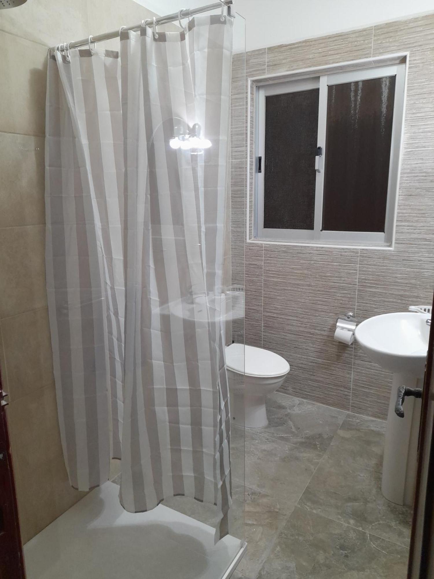 Sunshine Holiday Apartment 8 With Spectacular Seaviews خليج سانت بول المظهر الخارجي الصورة